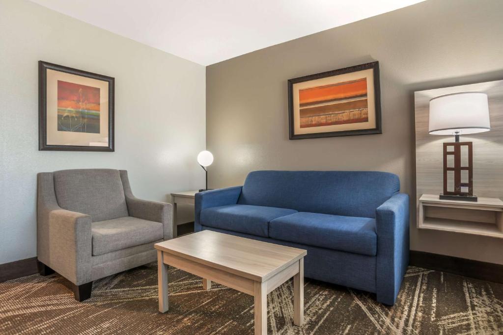 Best Western Plus Jackson Downtown Coliseum photo