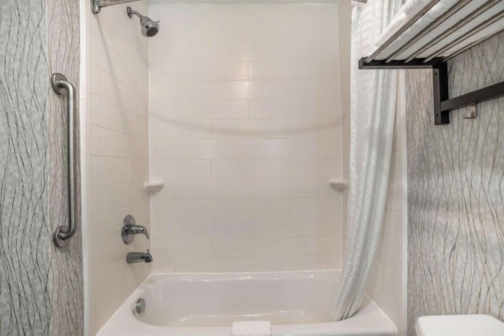 Best Western Plus Jackson Downtown Coliseum photo