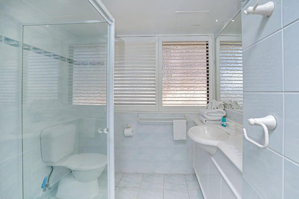 Dorchester On The Beach - Resim 16