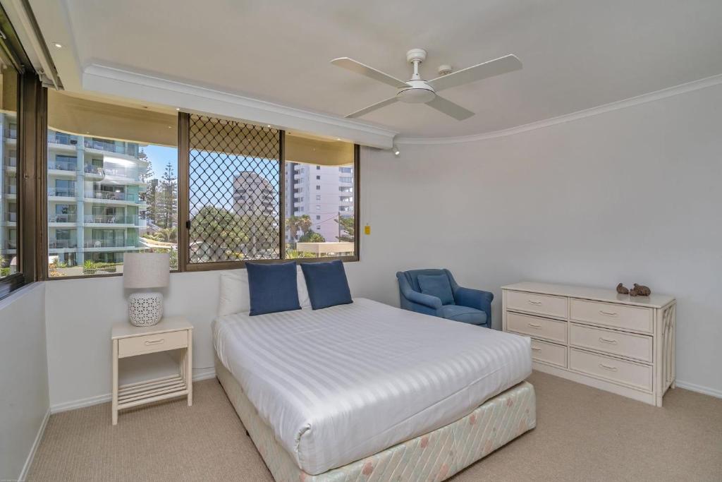 Dorchester On The Beach - Resim 13