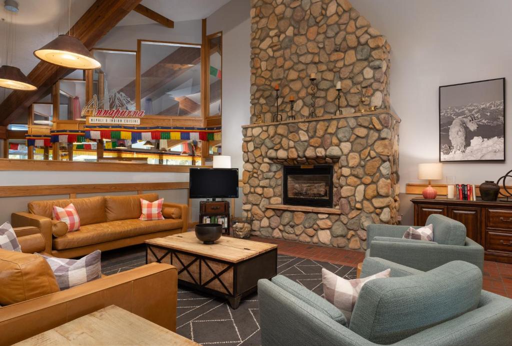 Posezení v ubytování Evergreen Lodge at Vail