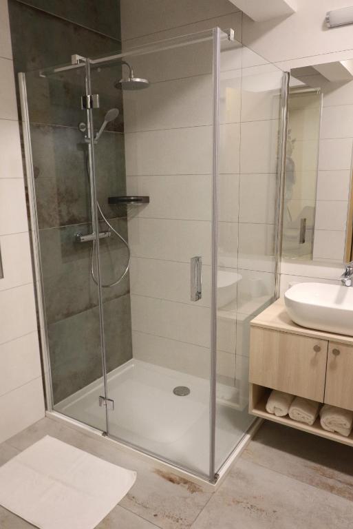 VINOTEL BRZICA Aljmaš - Habitación Doble Deluxe Con Baño