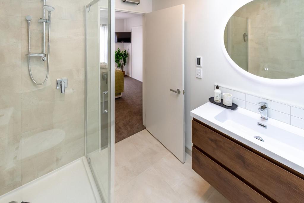 Charming 3-Bedroom Escape Carpark - Resim 3