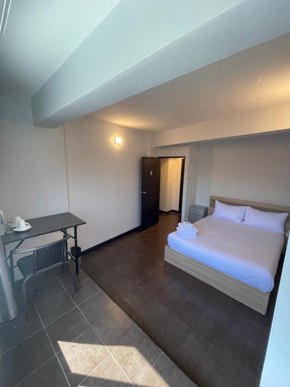 Maland House Hostel - Pattaya soi 14 Saisong Road - Resim 21