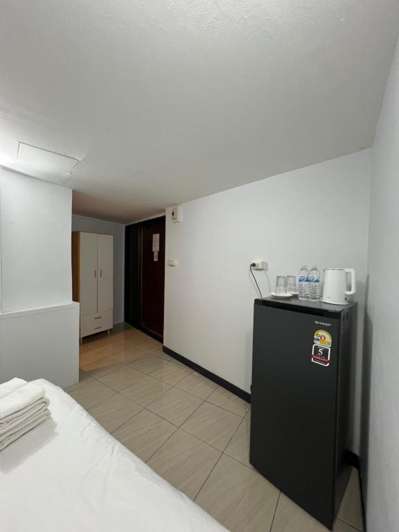 Maland House Hostel - Pattaya soi 14 Saisong Road - Resim 29