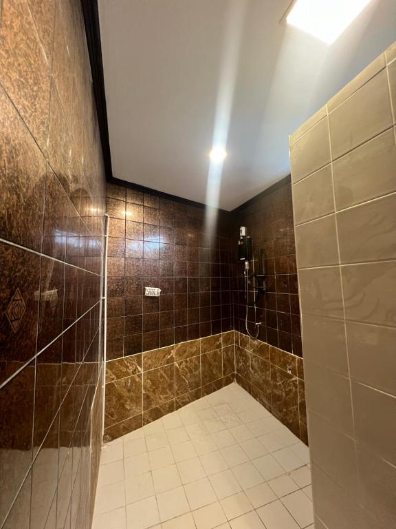 Maland House Hostel - Pattaya soi 14 Saisong Road - Resim 7