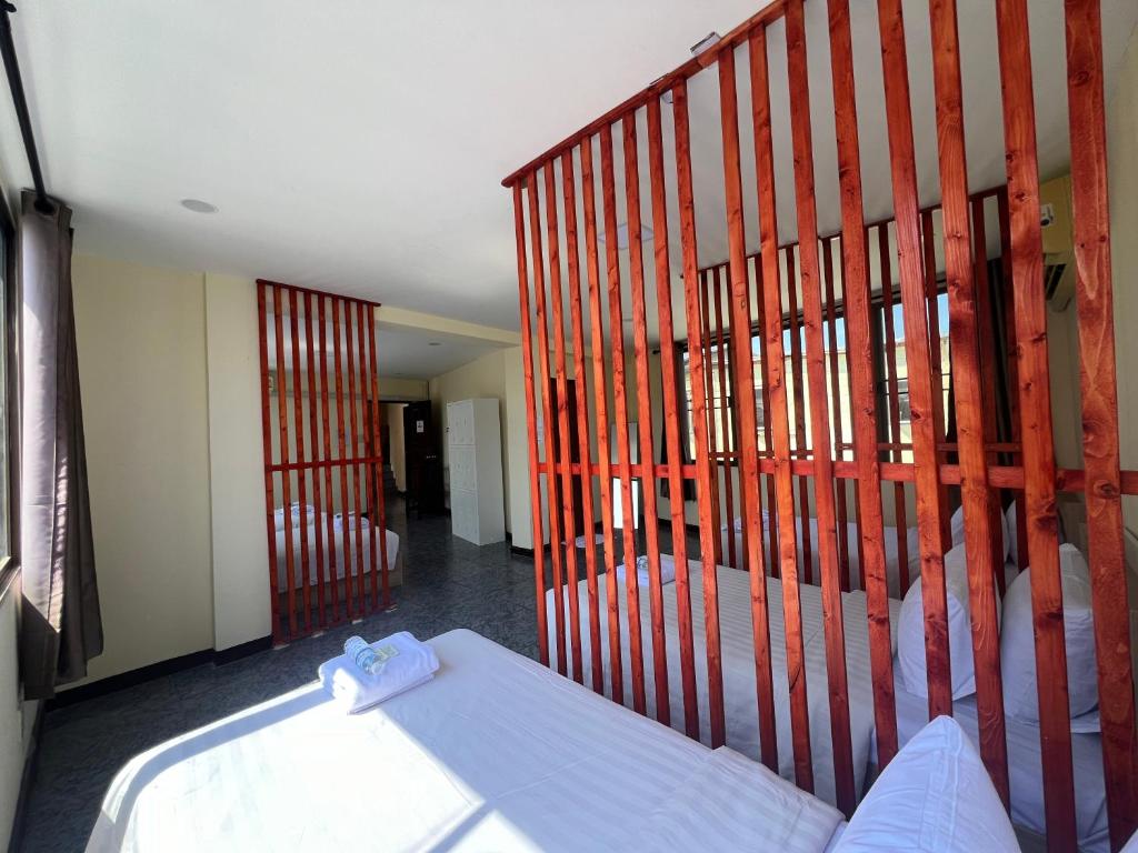 Maland House Hostel - Pattaya soi 14 Saisong Road - Resim 37