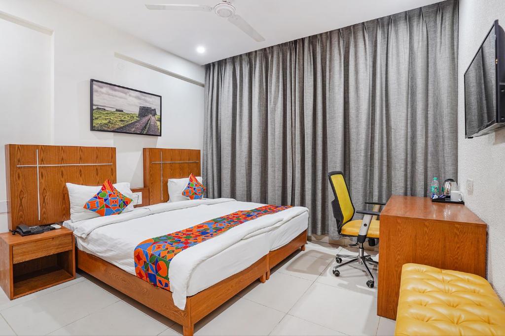 FabHotel Northern Suites - Kundalahalli Main Road - 