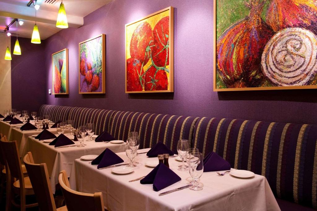 Restaurace v ubytování Radisson Hotel Yuma