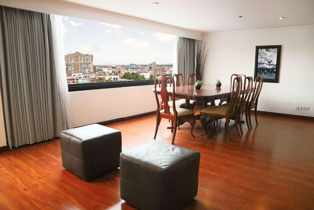 Posezení v ubytování Radisson Bogota Metrotel