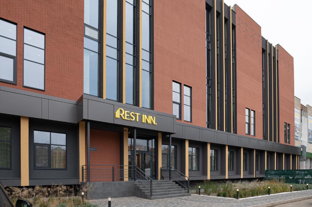 Budova, kde se aparthotel nachází