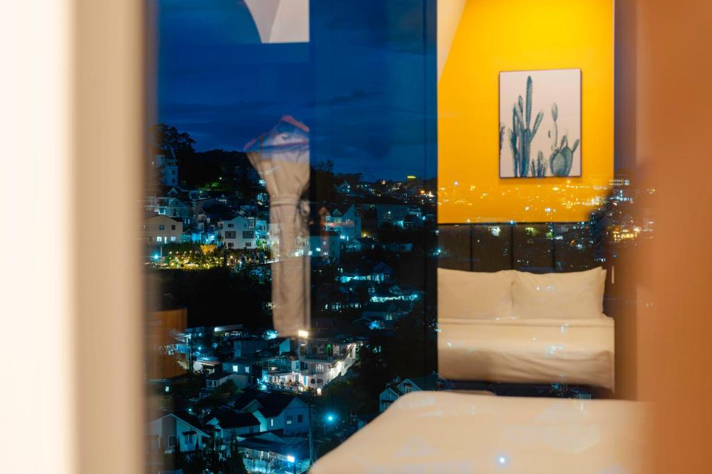 Bố cục Nature Hotel - Luong The Vinh