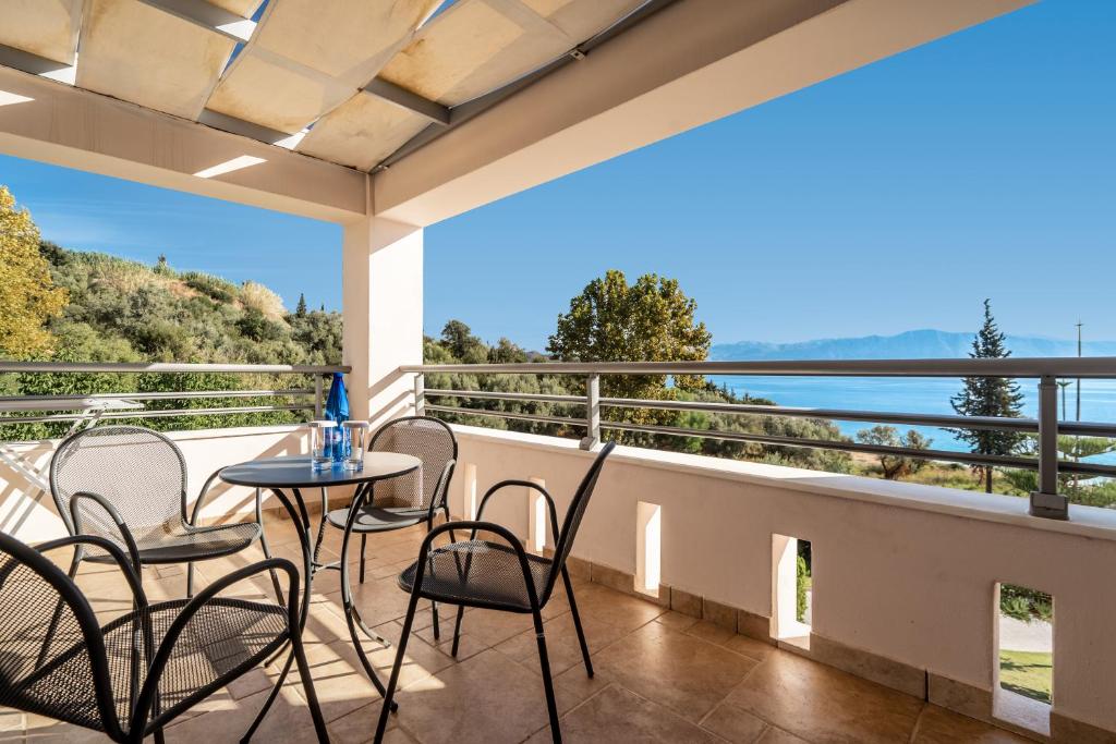 Porto Galini Seaside Resort & Spa - 12