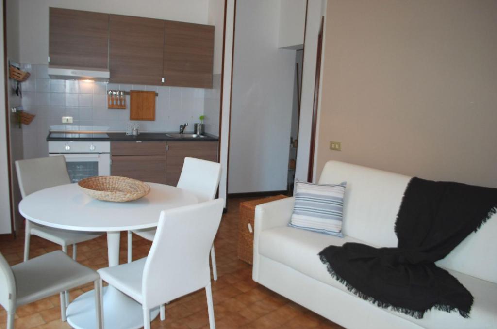 Kuchyň nebo kuchyňský kout v ubytování Appartamento Bijoux - Theater Home