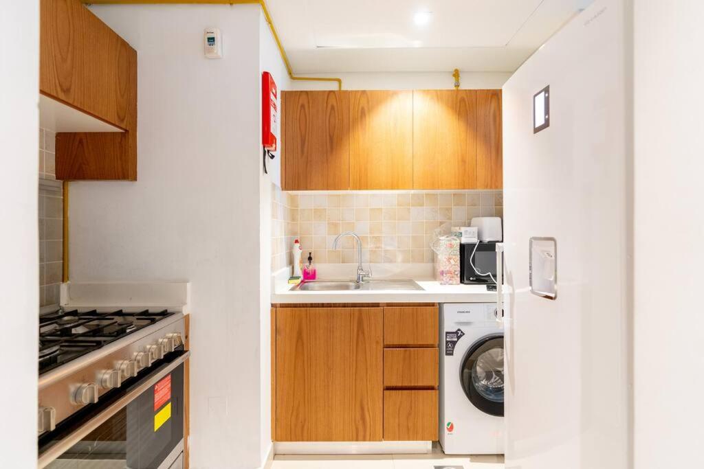 Fotografie z fotogalerie ubytování 2 Bedrooms in Al Reem Island Near Cleveland Clinic v destinaci Abu Dhabi