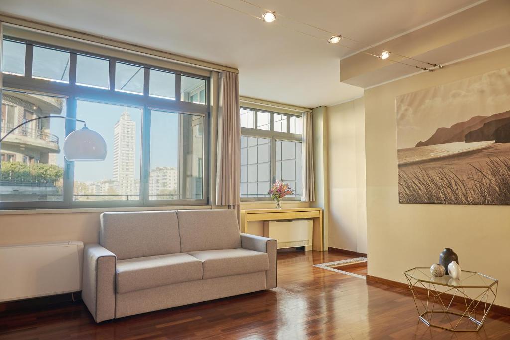Milan Retreats - 