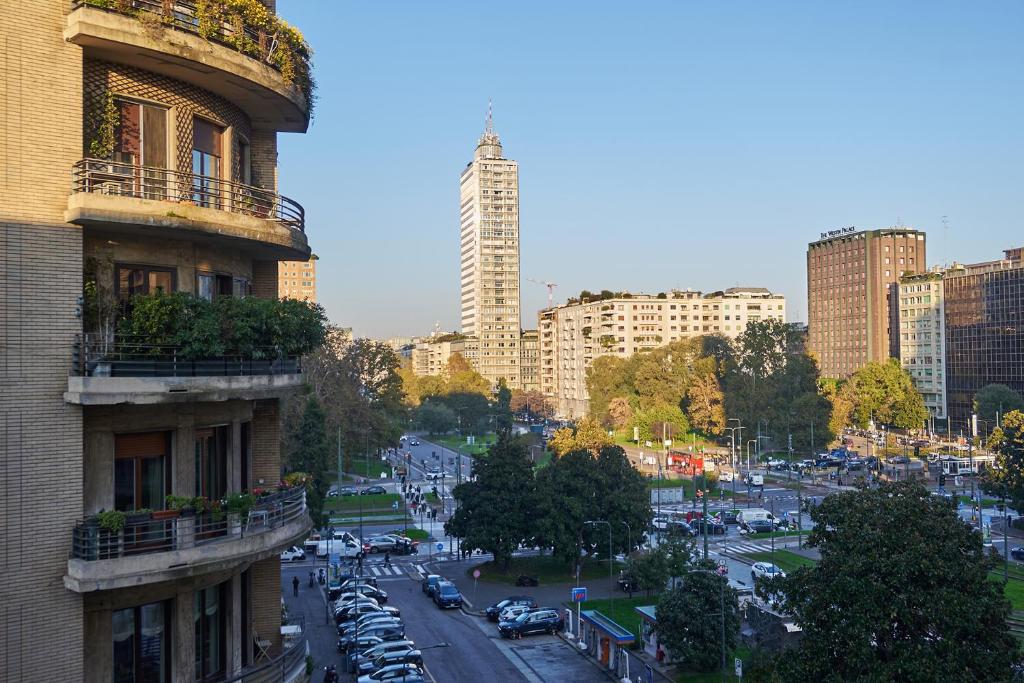 Milan Retreats photo