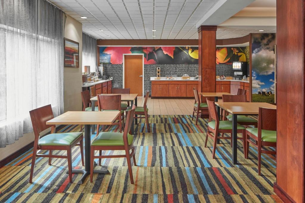 Fairfield by Marriott Frankfort photo