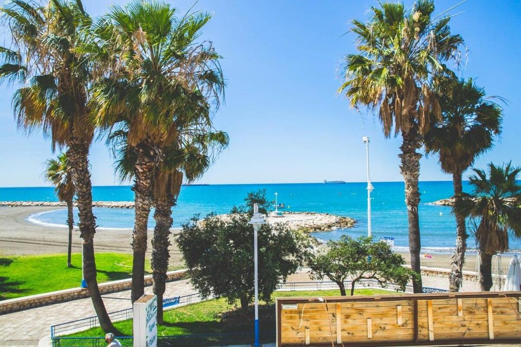 Fotografia z galérie ubytovania Apartamento con vistas al mar en Pedregalejo playa v destinácii Málaga