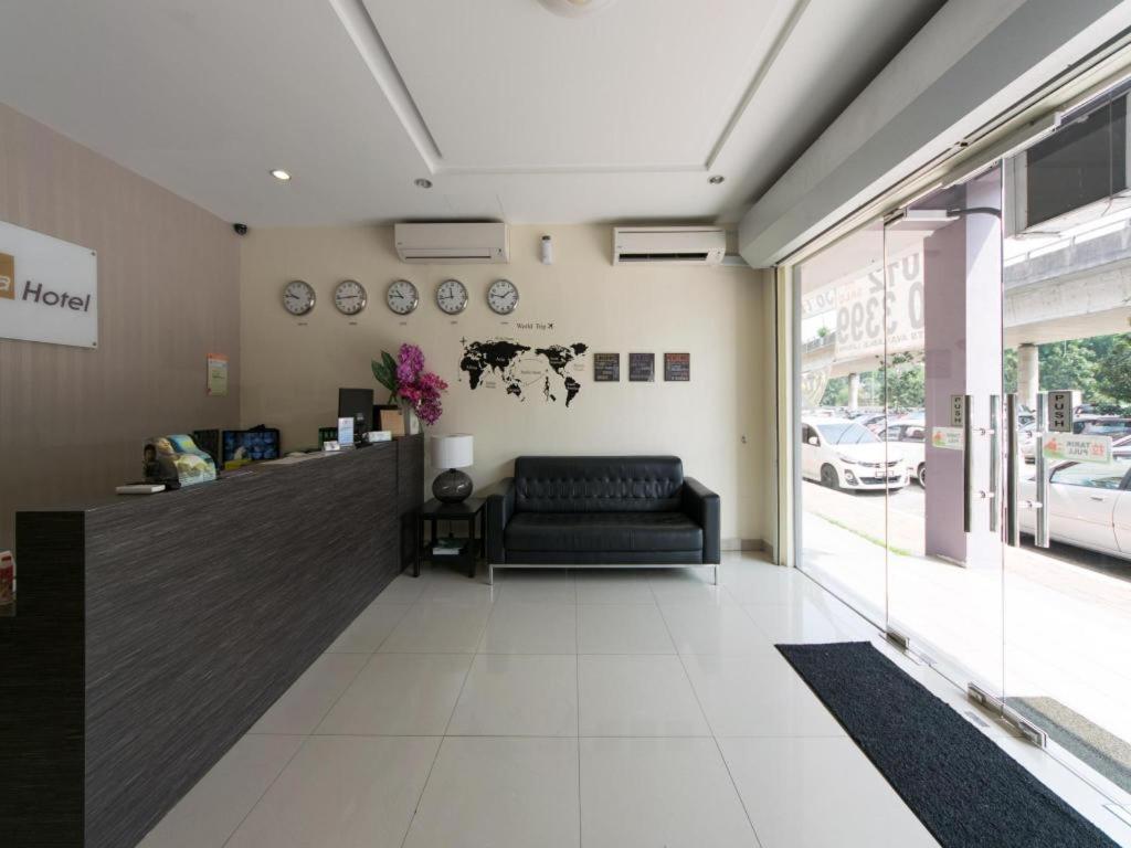 Fotografie z fotogalerie ubytování OYO 131 Dejaya Hotel Kota Damansara v destinaci Kota Damansara