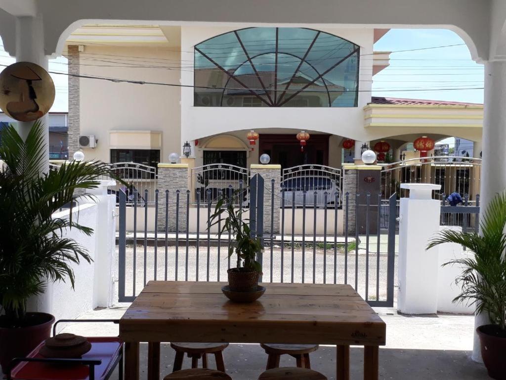 Restaurace v ubytování Semporna Dream Villa