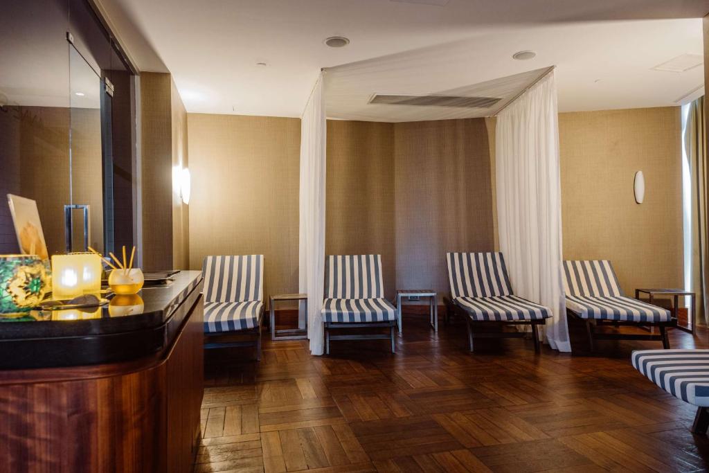 Гостиная зона в Radisson Blu Hotel Batumi