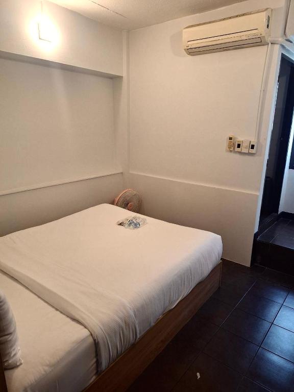 Maland House Hostel - Pattaya soi 14 Saisong Road - Resim 44