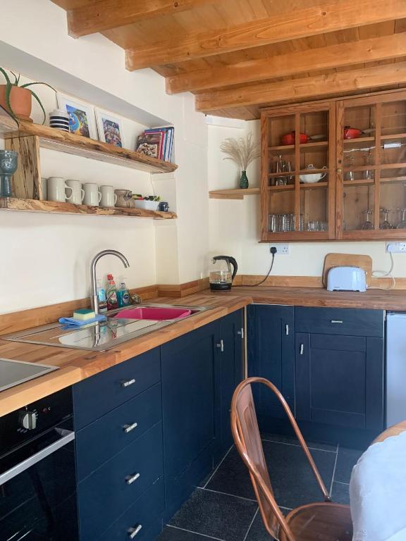 Ceridwen Holiday Home - Holiday Home