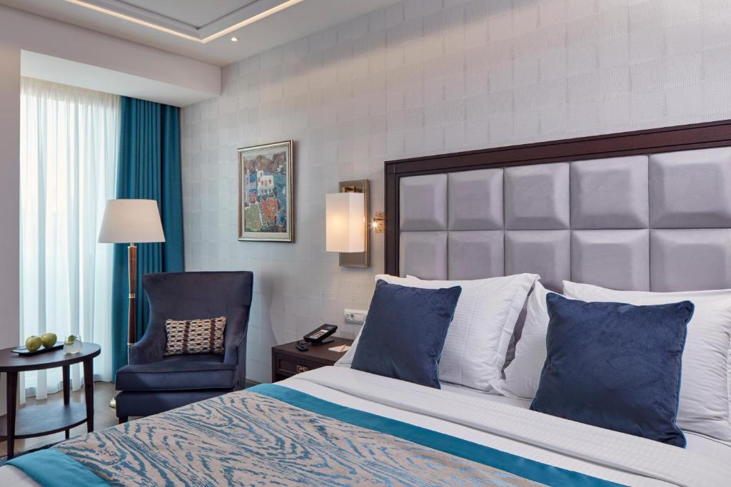 Electra Metropolis - 11