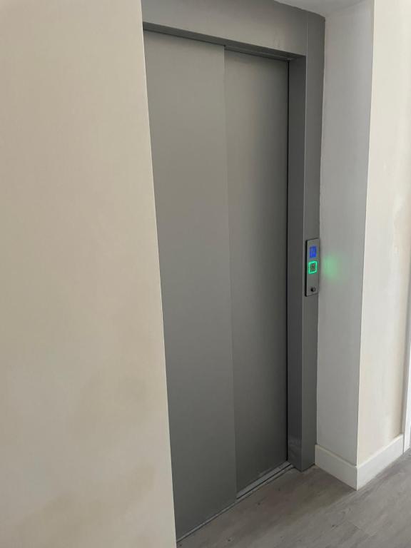 Regal Hotel - Resim 9