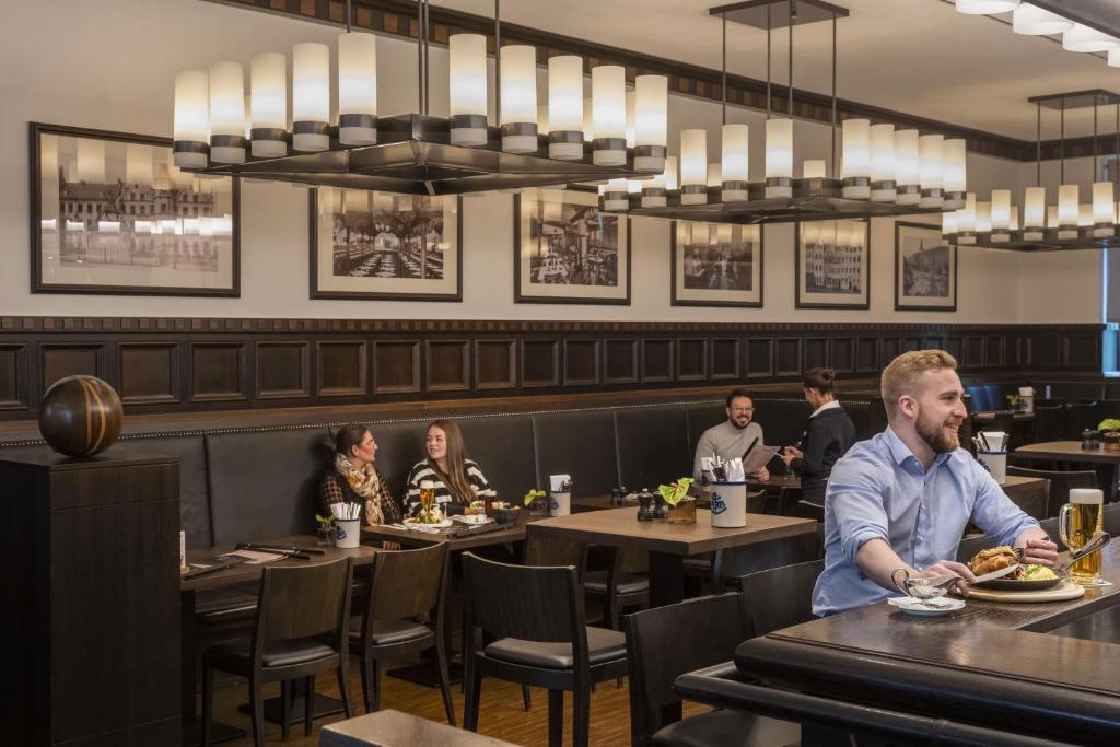 Maritim Hotel Düsseldorf - Resim 9