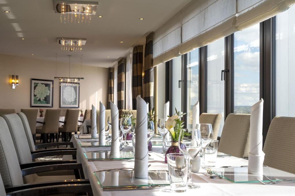 Maritim Hotel Düsseldorf - Resim 21