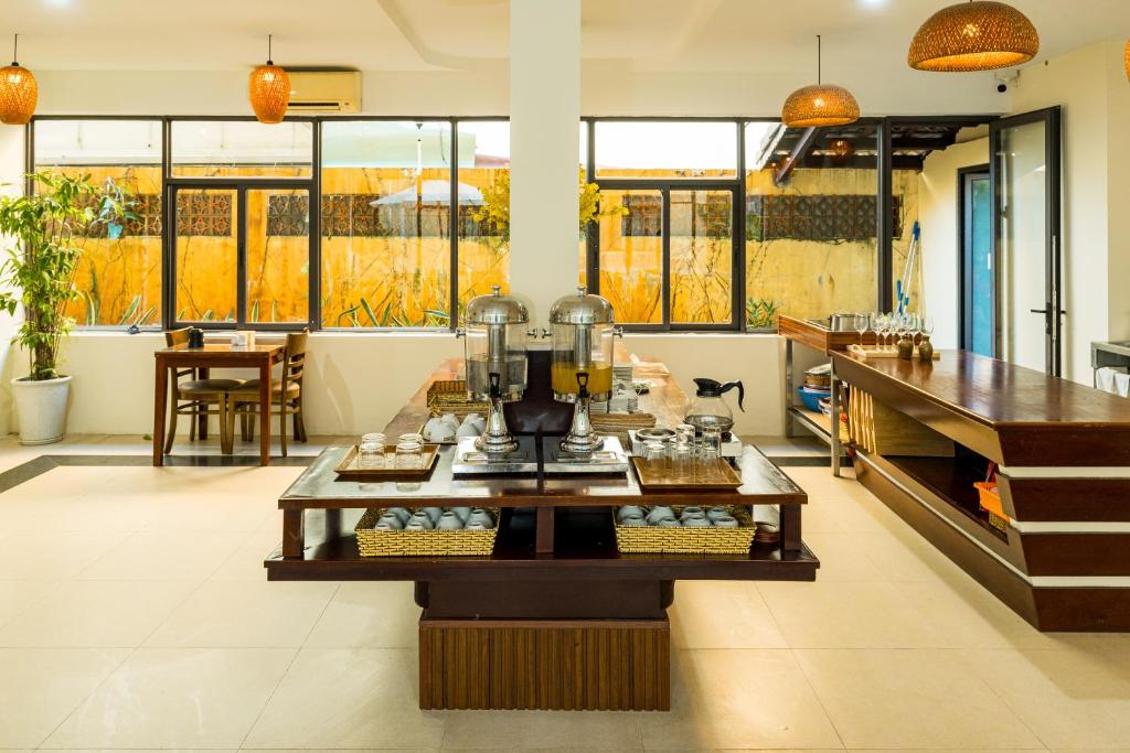 Khu vực ghế ngồi tại Ancient Haven