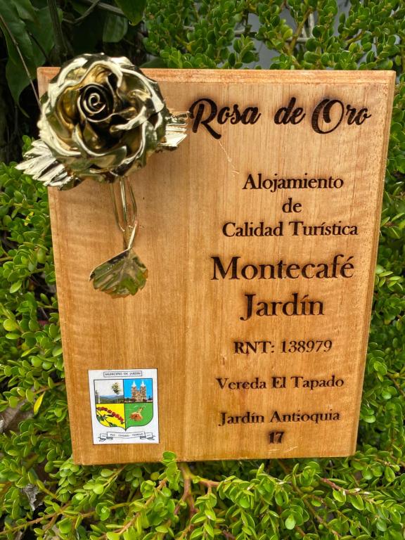 Certifikát, hodnocení, plakát nebo jiný dokument vystavený v ubytování Montecafé Jardín