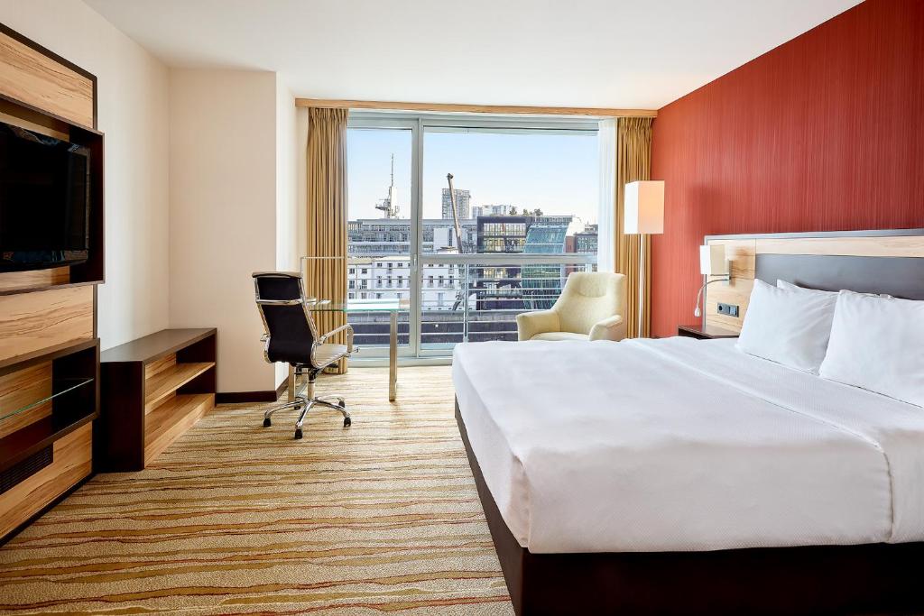 Courtyard by Marriott Duesseldorf Hafen - Resim 14