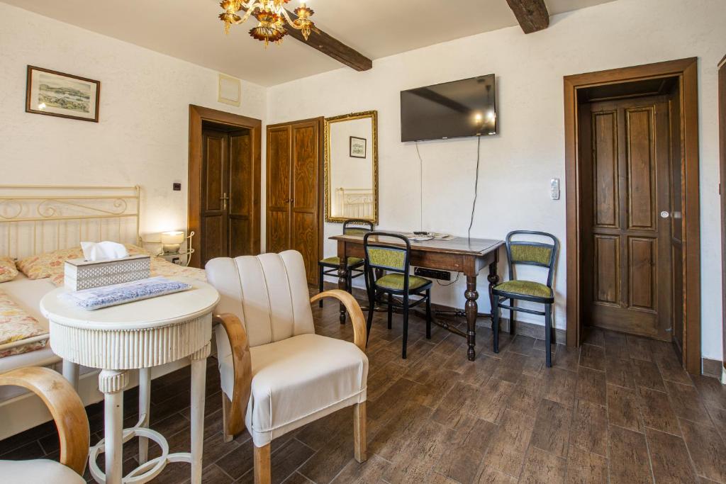 Lichtenštejnské domky - 1