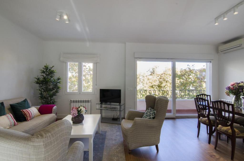 2 bedrooms 2 bathrooms furnished - Bernabeu - Business area with terrace - Minty Stay - 两居室公寓