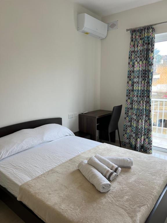Postel nebo postele na pokoji v ubytování Magical modern apartment