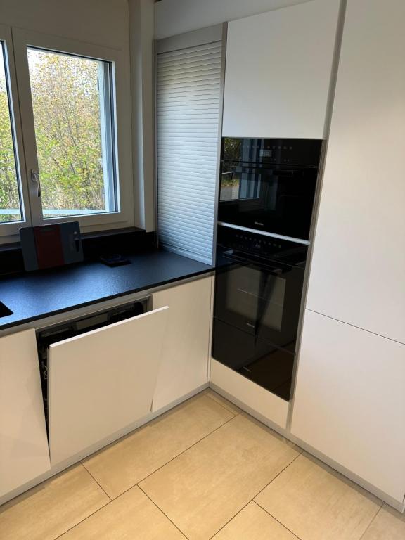 Kuchyň nebo kuchyňský kout v ubytování Ferienhaus an der Schwarz ZH