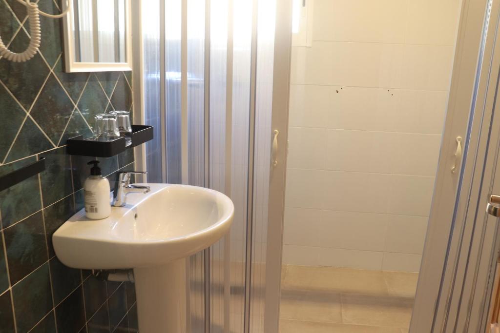 Koupelna v ubytování Hotel CALPE