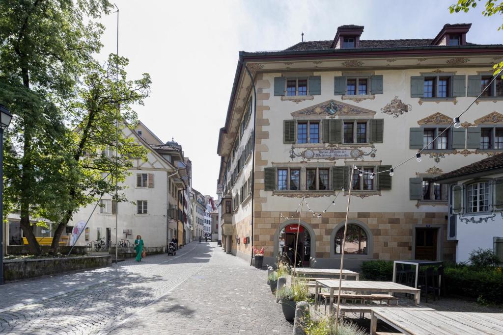 Budova, kde se aparthotel nachází