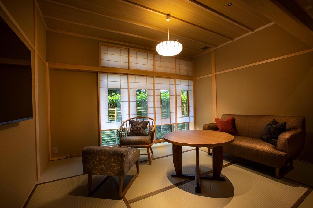 Posezení v ubytování Hotel Utano Kyoto Besho
