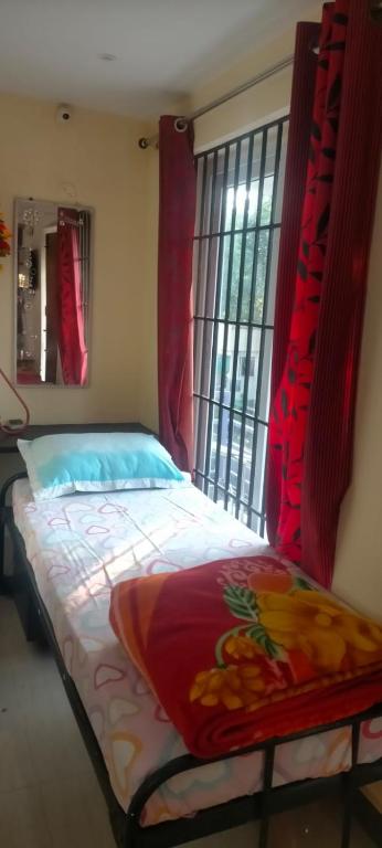 Postel nebo postele na pokoji v ubytování Zeeenu Abode Yercaud by GD