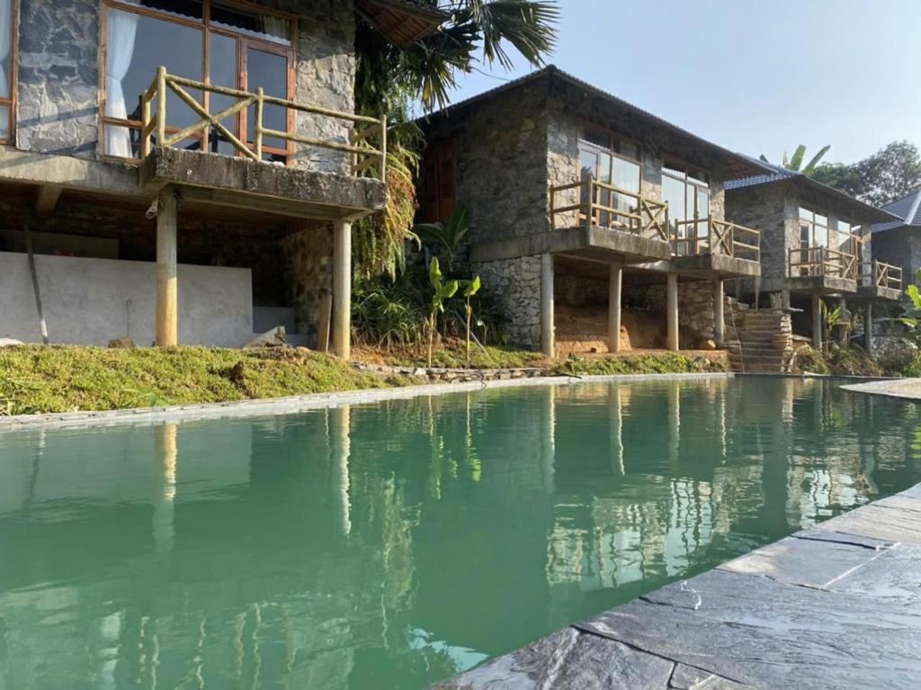 Hồ bơi trong/gần Ha Giang Ecolodge