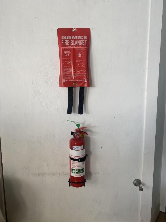 On the water boat House - Resim 28