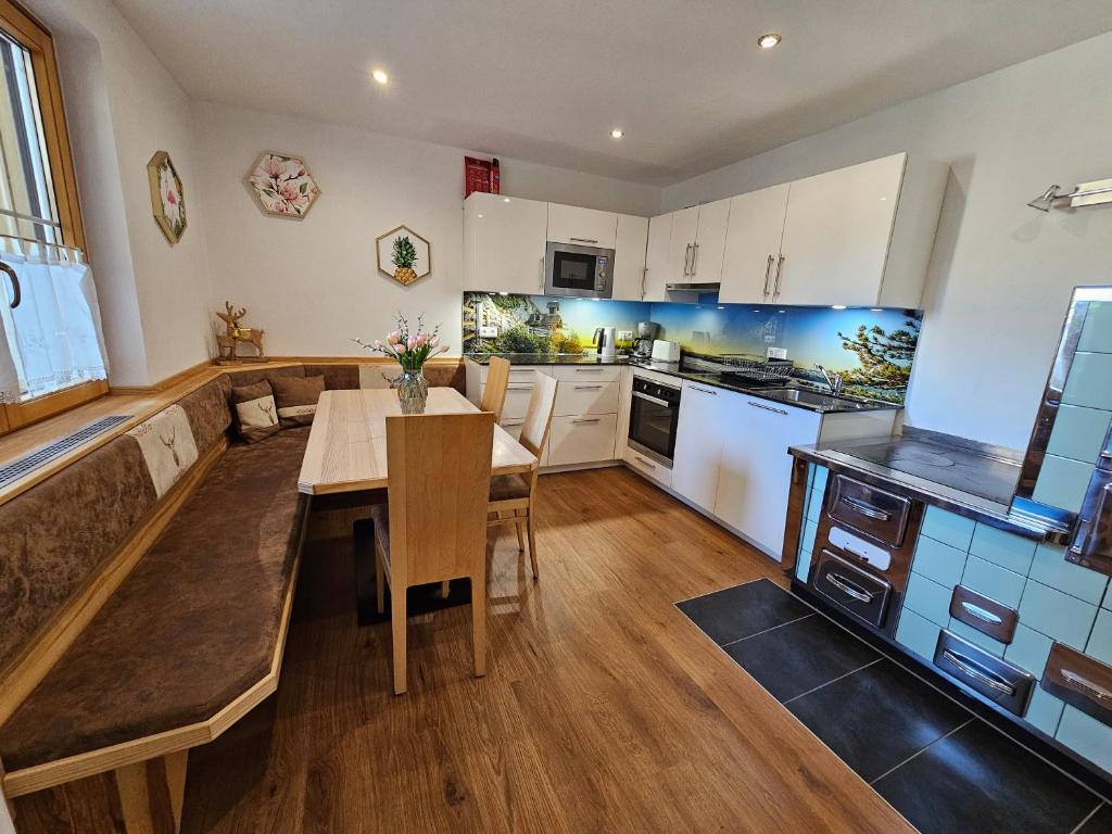 Kuchyň nebo kuchyňský kout v ubytování Appartement Seggl