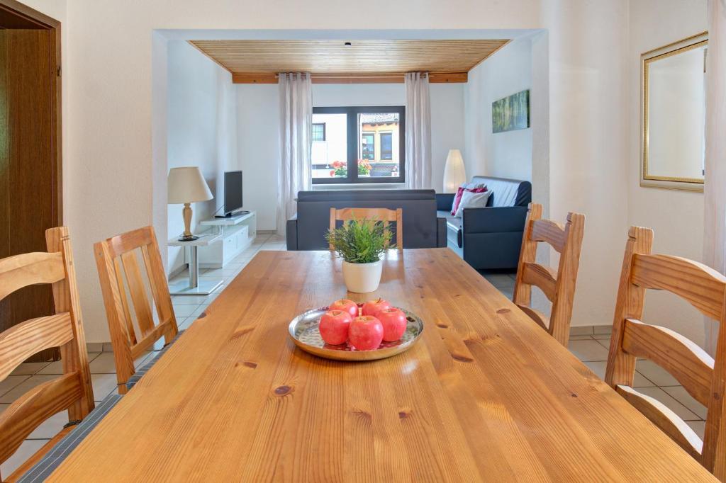 Ferienhaus Storchenblick - Holiday Home