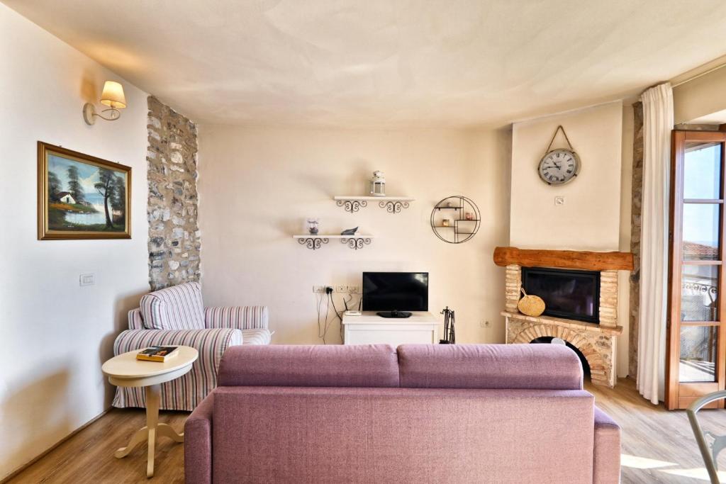 Posezení v ubytování Rustico Melograno, Il Grano - Theater Home