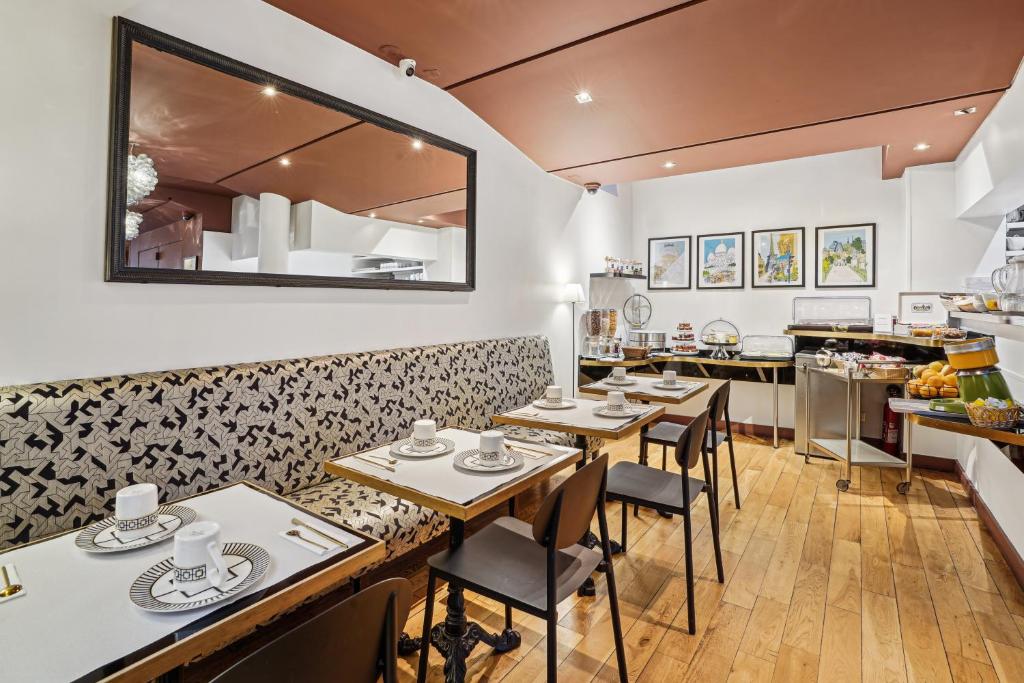 Hôtel de Sèvres - Resim 19