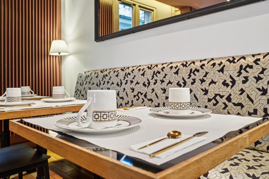 Hôtel de Sèvres - Resim 20